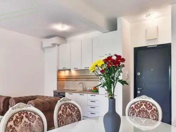 Jednosoban stan 90 m² – Rafailovići, Budva — fotografija 5