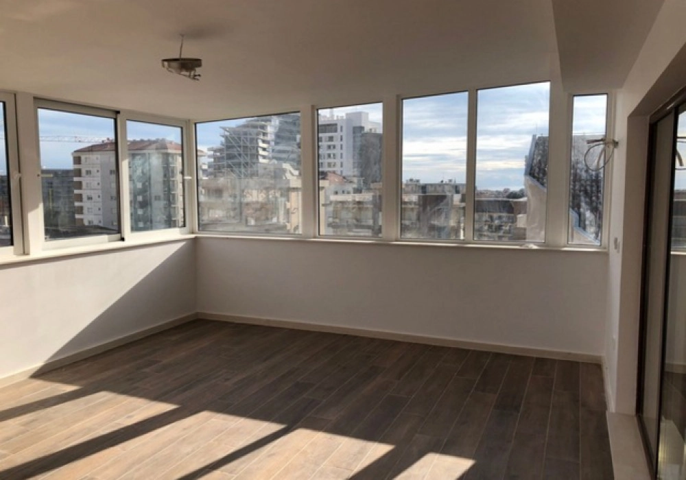 Dvosoban-stan-u-centru-Budve-200-m-od-mora-5 Dvosoban stan 87 m² – Centar, Budva — fotografija 6