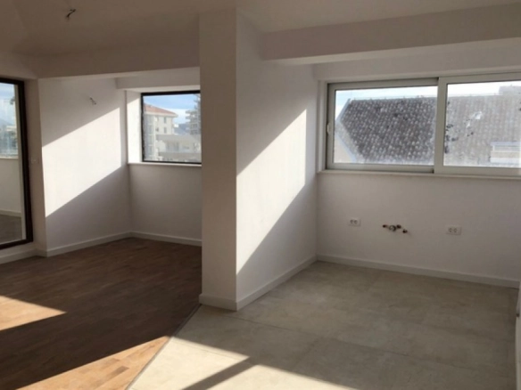 Dvosoban stan 87 m² – Centar, Budva — fotografija 12