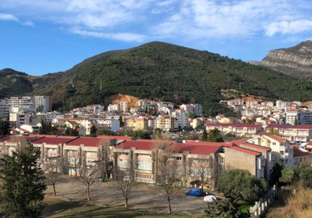 Dvosoban-stan-u-centru-Budve-200-m-od-mora-12 Dvosoban stan 87 m² – Centar, Budva — fotografija 13