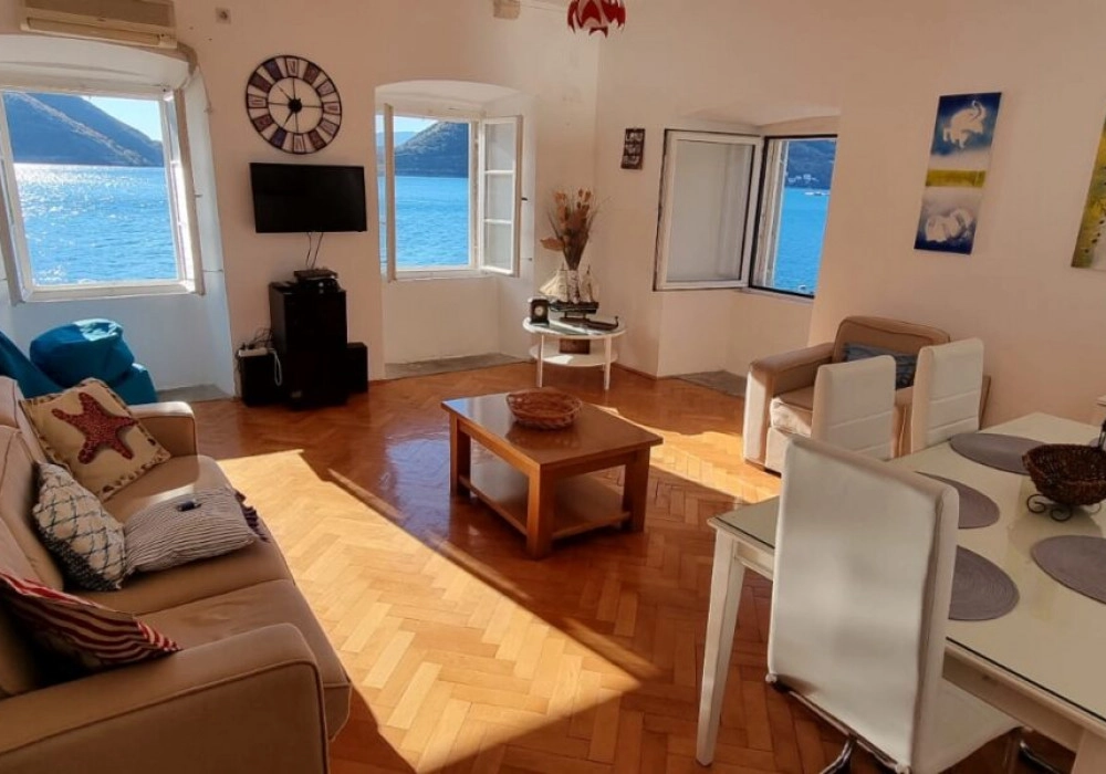 Dvosoban stan 72 m² – Perast, Kotor — fotografija 9