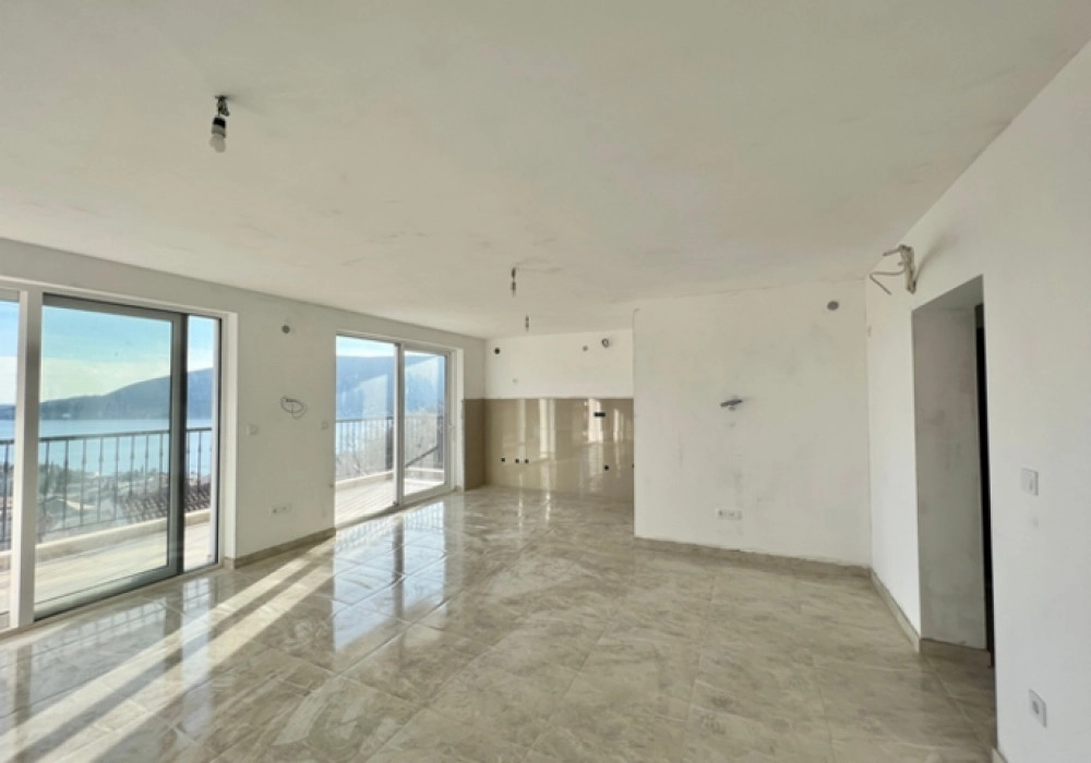 Dvosoban stan 80 m² – Topla, Herceg Novi — fotografija 3