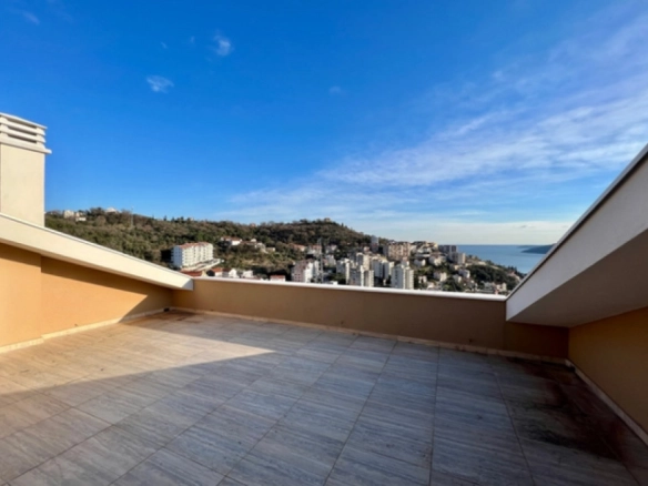 Dvosoban stan 80 m² – Topla, Herceg Novi — fotografija 4