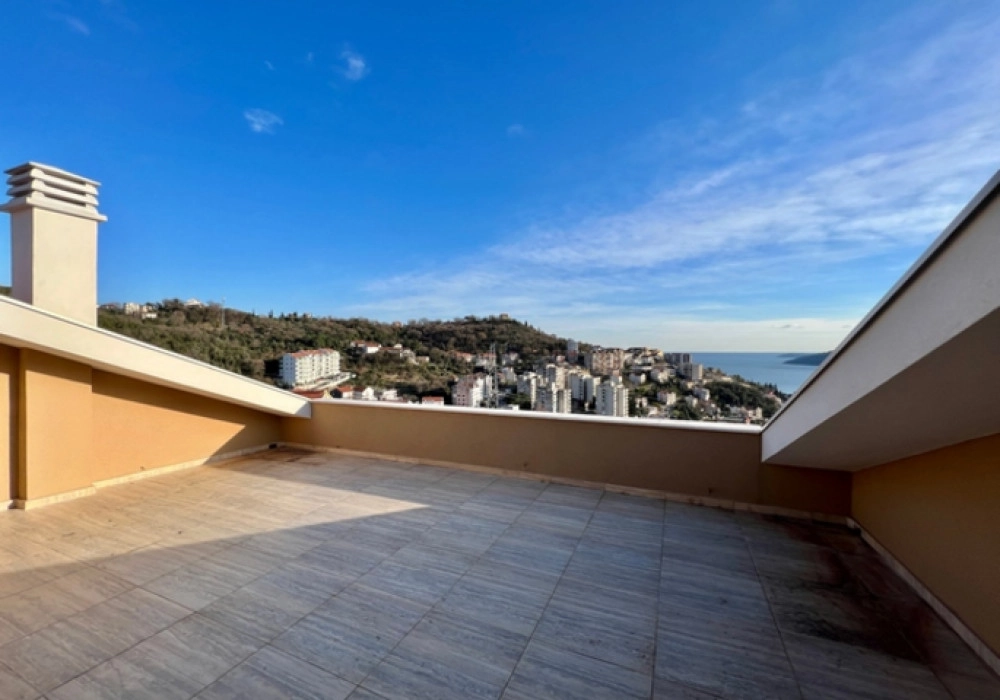 Dvosoban stan 80 m² – Topla, Herceg Novi — fotografija 4