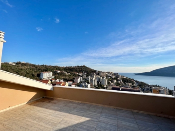 Dvosoban stan 80 m² – Topla, Herceg Novi — fotografija 6