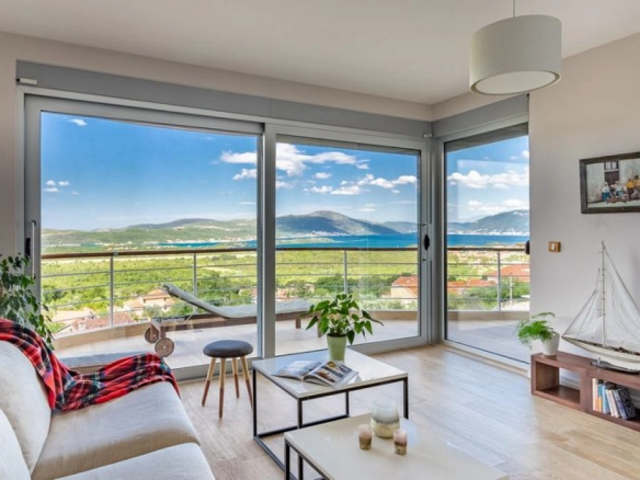 Trosoban stan 92 m² – Kavač, Kotor — fotografija 2