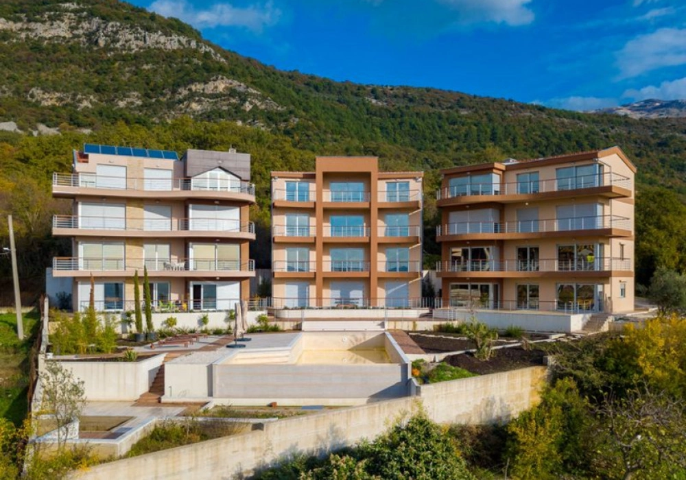 Trosoban stan 92 m² – Kavač, Kotor — fotografija 3