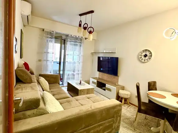 Izdavanje: Dvosoban stan 60 m² – Krivi most, Podgorica — fotografija 6