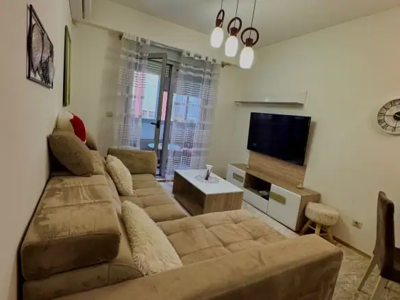 Izdavanje: Dvosoban stan 60 m² – Krivi most, Podgorica — fotografija 7