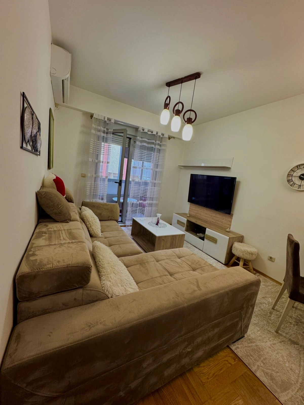 Dvosoban-stan-na-Krivom-mostu-Podgorica-6 Izdavanje: Dvosoban stan 60 m² – Krivi most, Podgorica — fotografija 7