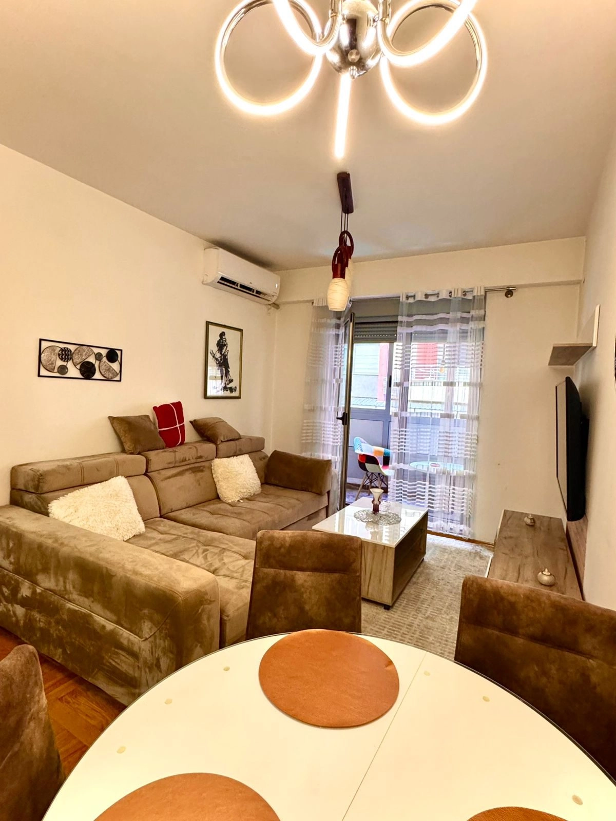 Dvosoban-stan-na-Krivom-mostu-Podgorica-7 Izdavanje: Dvosoban stan 60 m² – Krivi most, Podgorica — fotografija 8