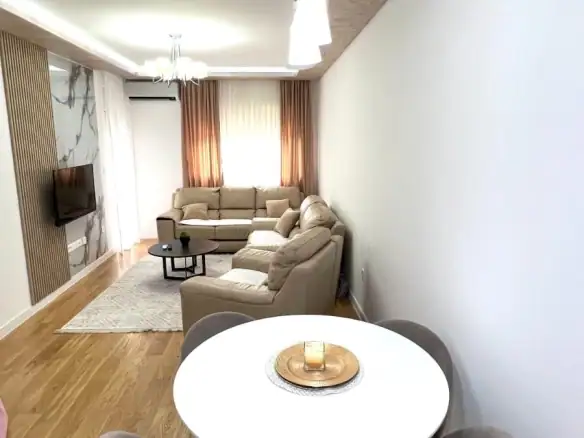 Izdavanje: Jednosoban stan 47 m² – Central Point, Podgorica — fotografija 3