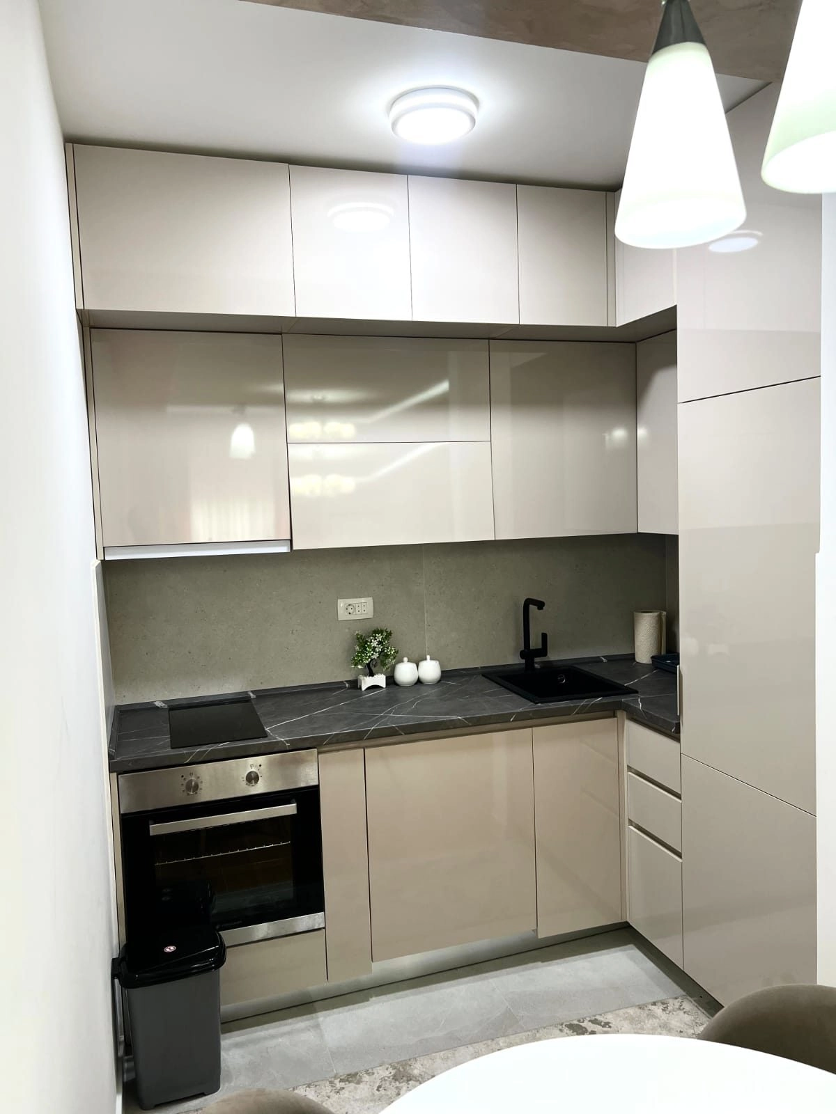 Jednosoban-stan-47-m²-u-naselju-Central-Point-Podgorica-3 Izdavanje: Jednosoban stan 47 m² – Central Point, Podgorica — fotografija 4