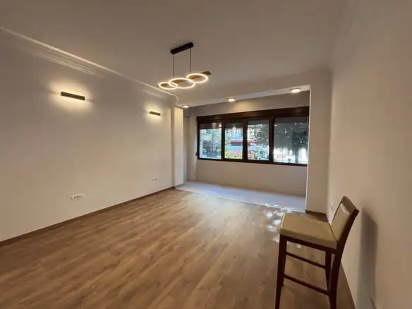 Izdavanje: Poslovni prostor 70 m² – Centar, Podgorica — fotografija 3