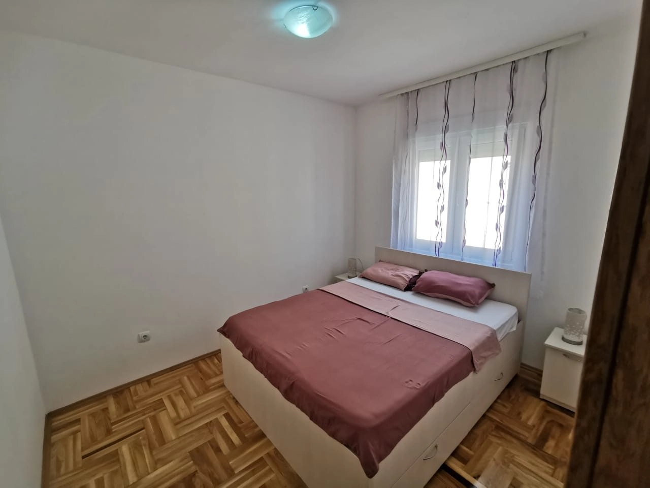 Jednosoban-stan-43-m²-u-Zabjelu-Podgorica-1 Jednosoban stan na prvom spratu, Zabjelo, Podgorica — fotografija 2