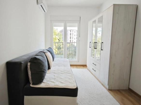 Izdavanje: Dvosoban stan 68 m² – Stara Varoš, Podgorica — fotografija 3