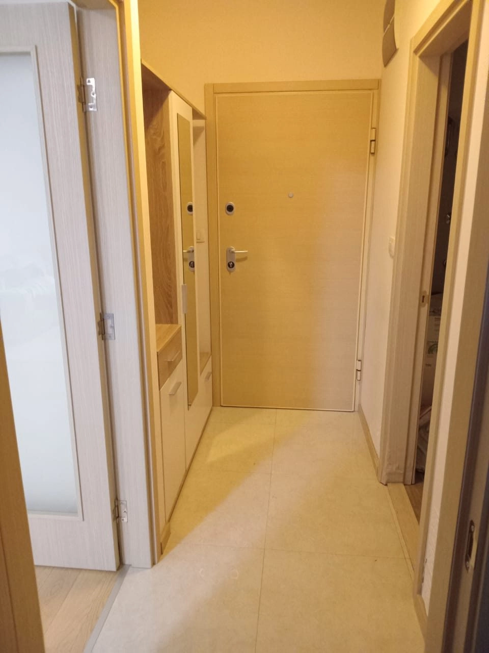 Jednosoban-stan-46-m²-u-City-kvartu-Podgorica-2 Izdavanje: Jednosoban stan 46 m² – City kvart, Podgorica — fotografija 3