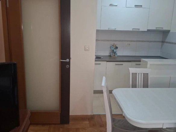 Izdavanje: Jednosoban stan 41 m² – Stari aerodrom, Podgorica — fotografija 4