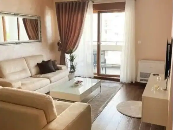 Izdavanje: Dvosoban stan 70 m² – Master kvart, Podgorica — fotografija 2