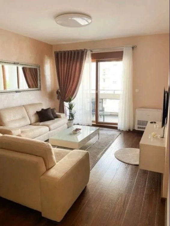 Dvosoban-stan-u-Master-kvartu-Podgorica-1 Izdavanje: Dvosoban stan 70 m² – Master kvart, Podgorica — fotografija 2