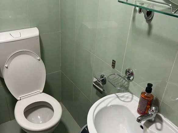 Namješten dvosoban stan u City kvartu, Podgorica — fotografija 2