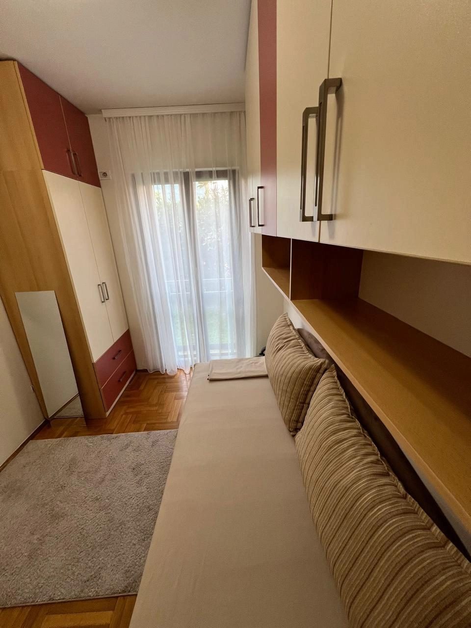 Namjesten-dvosoban-stan-u-City-kvartu-Podgorica-10 Namješten dvosoban stan u City kvartu, Podgorica — fotografija 11