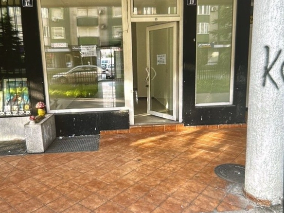 Poslovni prostor 80 m² – Stari aerodrom, Podgorica — fotografija 2