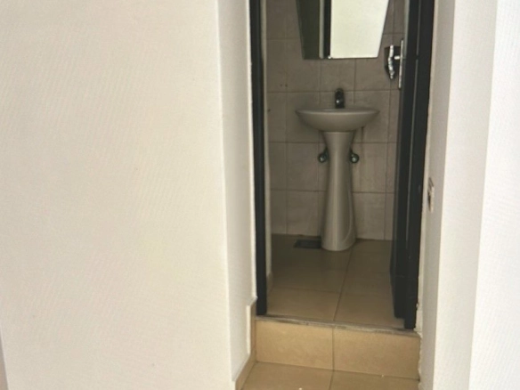 Poslovni prostor 80 m² – Stari aerodrom, Podgorica — fotografija 5
