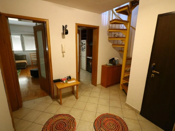 Dvosoban stan 92 m² – Stari aerodrom, Podgorica — fotografija 5