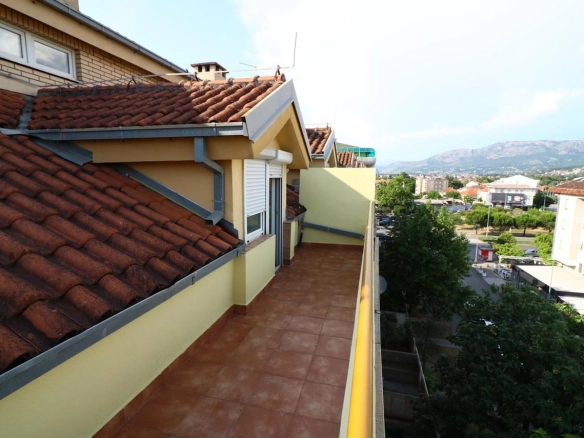 Dvosoban stan 92 m² – Stari aerodrom, Podgorica — fotografija 8