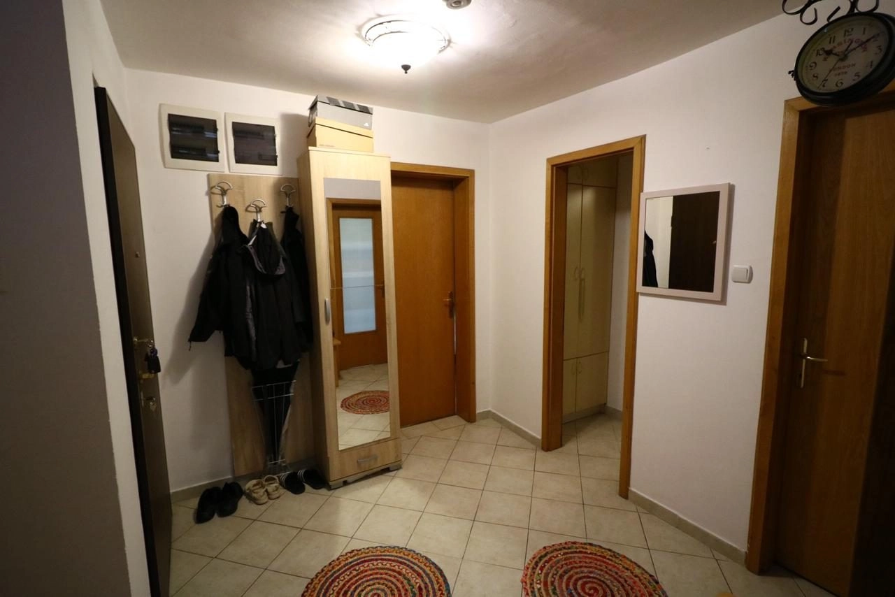 Dvosoban-stan-92-m²-Stari-aerodrom-Podgorica-10 Dvosoban stan 92 m² – Stari aerodrom, Podgorica — fotografija 11