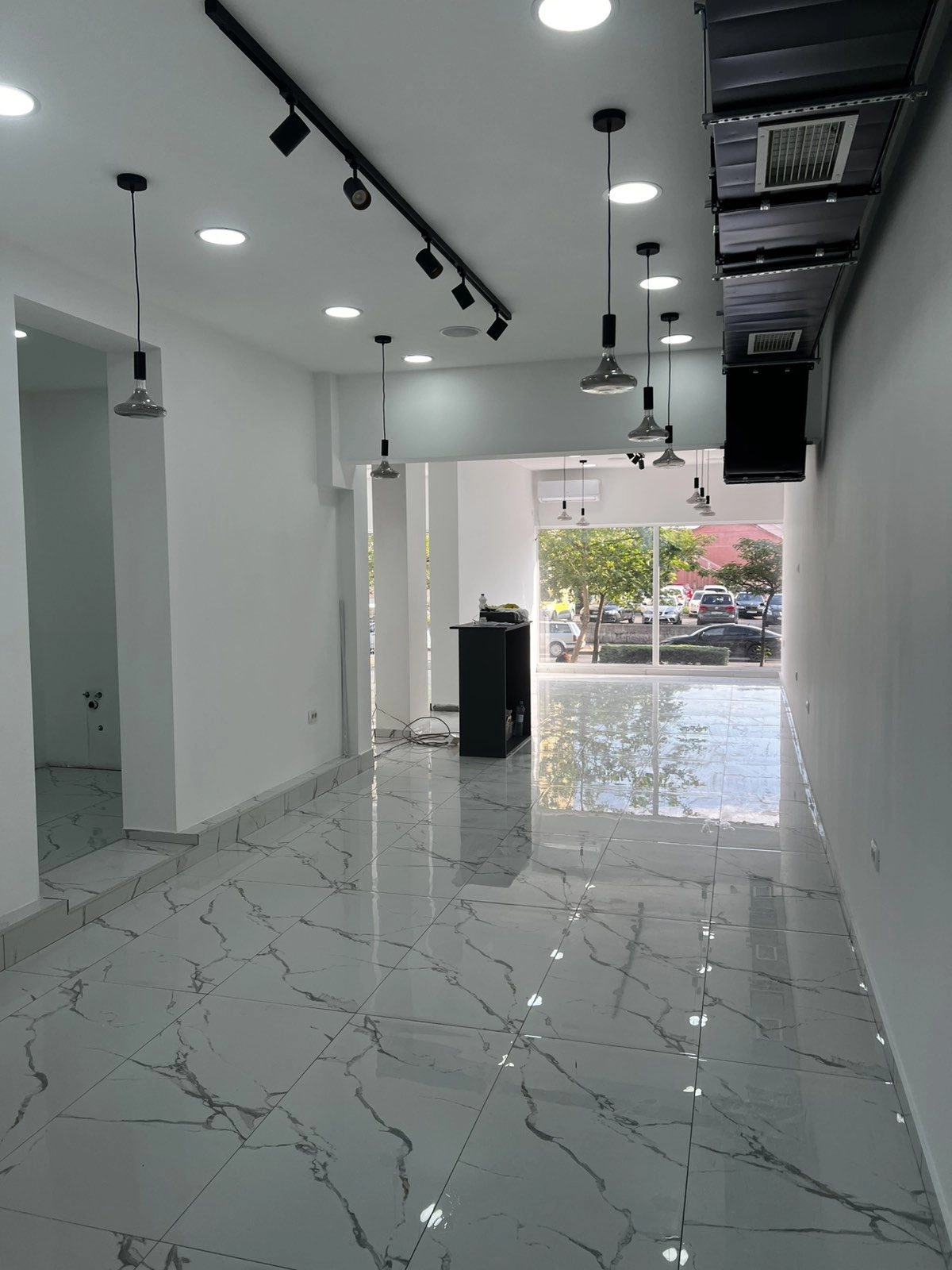 Poslovni-prostor-na-Starom-aerodromu-Podgorica-3 Poslovni prostor 96 m² – Stari aerodrom, Podgorica — fotografija 4