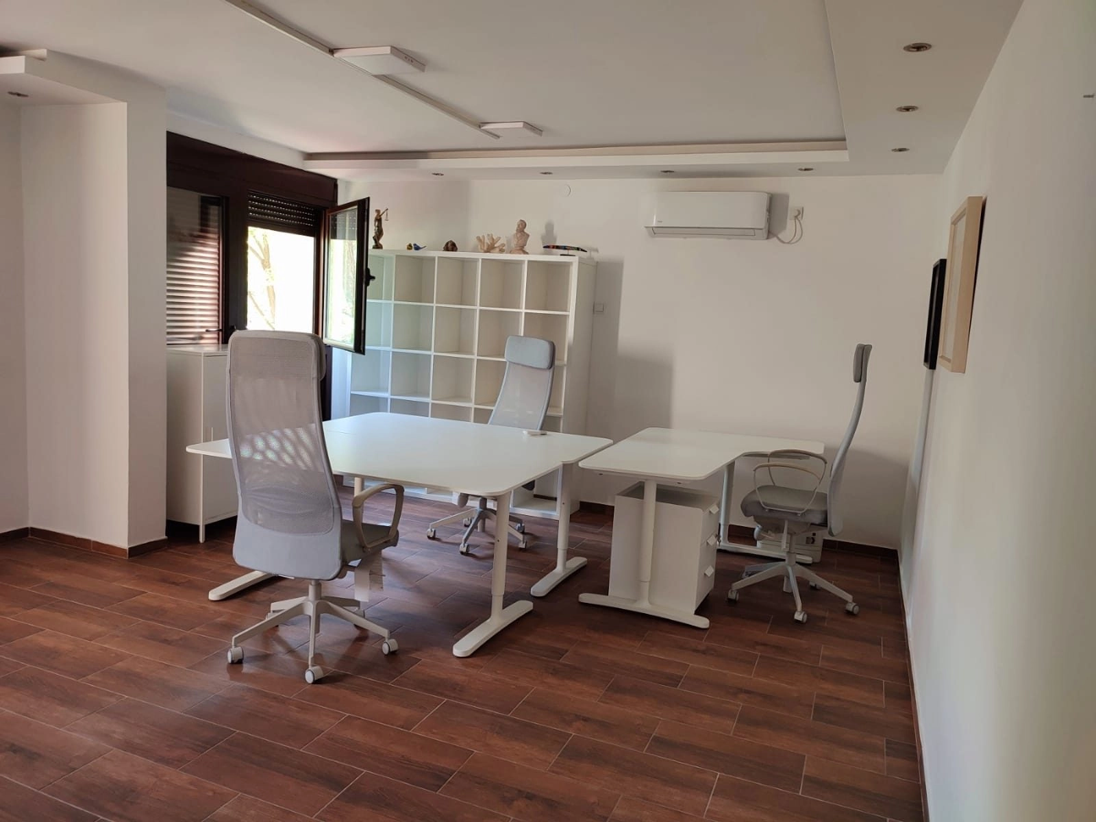 Poslovni-prostor-80-m²-u-Bloku-5-Podgorica-2 Izdavanje: Poslovni prostor 80 m² – Blok 5, Podgorica — fotografija 3