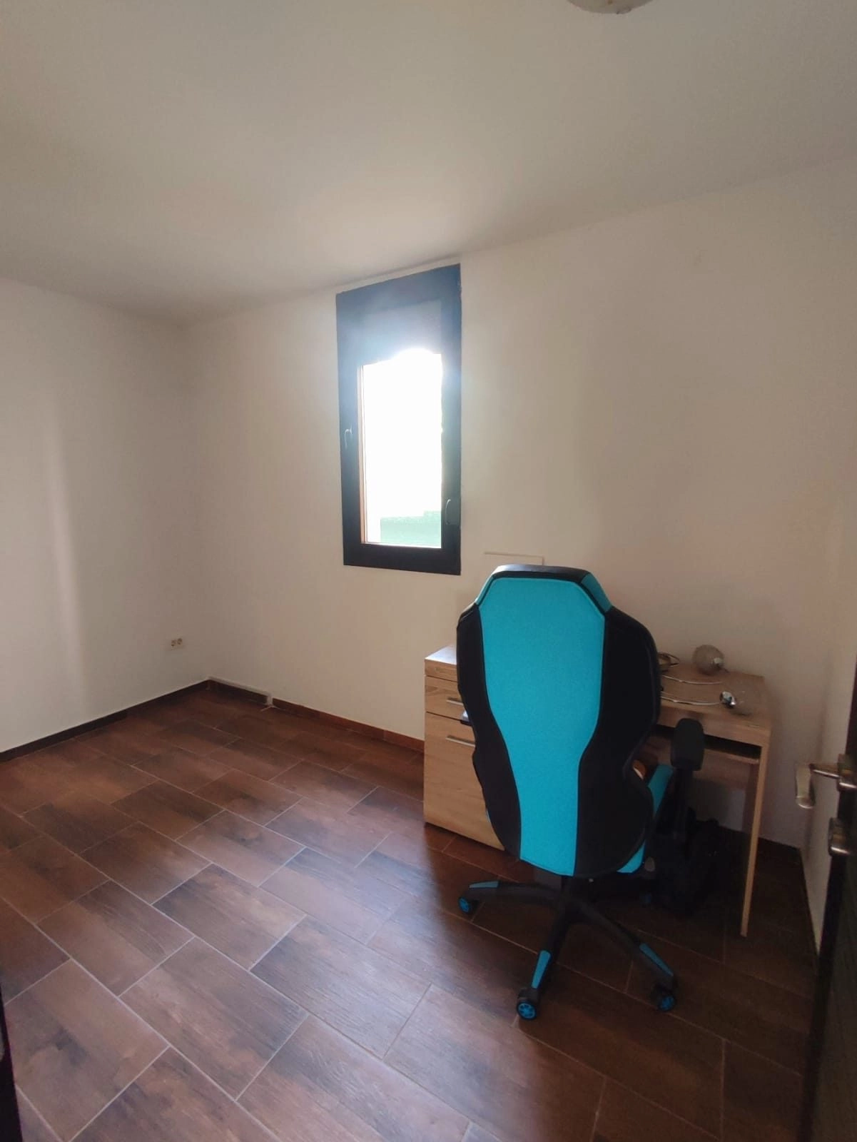 Poslovni-prostor-80-m²-u-Bloku-5-Podgorica-10 Izdavanje: Poslovni prostor 80 m² – Blok 5, Podgorica — fotografija 11