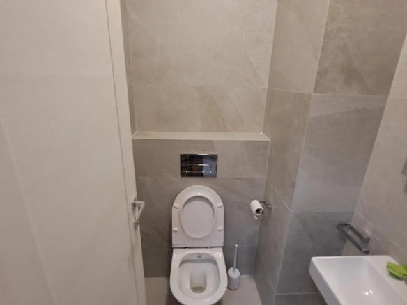 Dvosoban stan za izdavanje, Central Point, Podgorica — fotografija 9