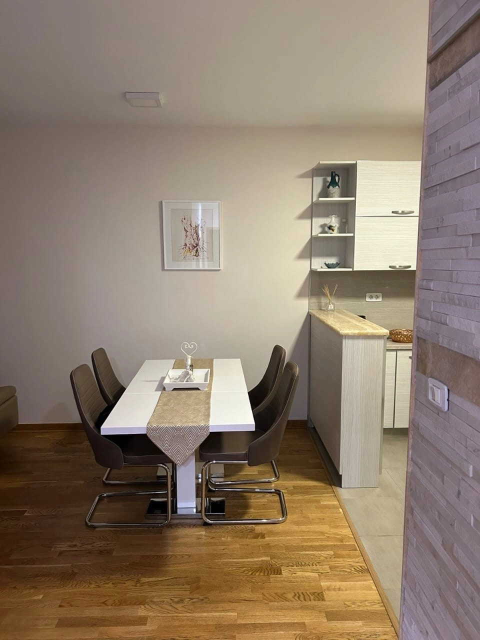 Dvosoban-stan-u-City-kvartu-Podgorica-6 Dvosoban stan 64 m² – City kvart, Podgorica — fotografija 7
