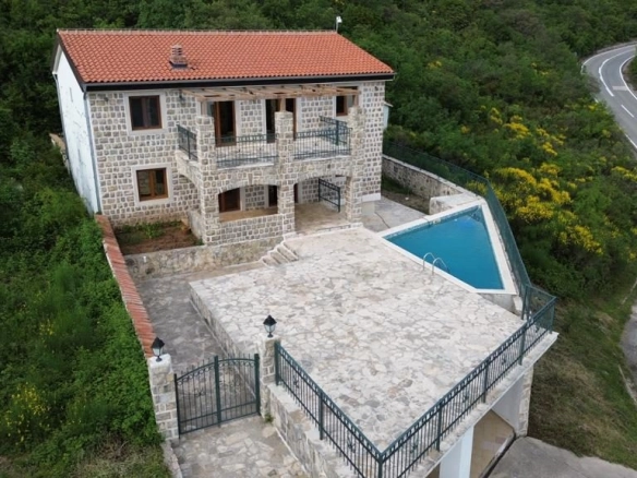 Kuća 466 m² – Petrovac, Budva — fotografija 2