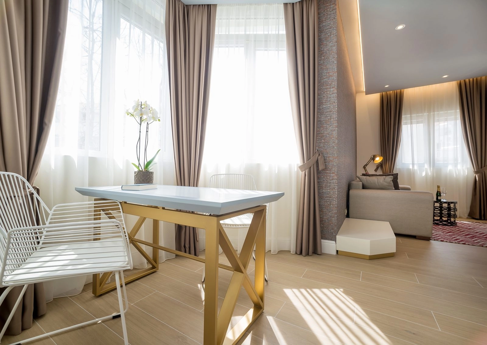 Hotel-sa-4-zvjezdice-u-centru-Budve-7 Hotel 317 m² – Centar, Budva — fotografija 8