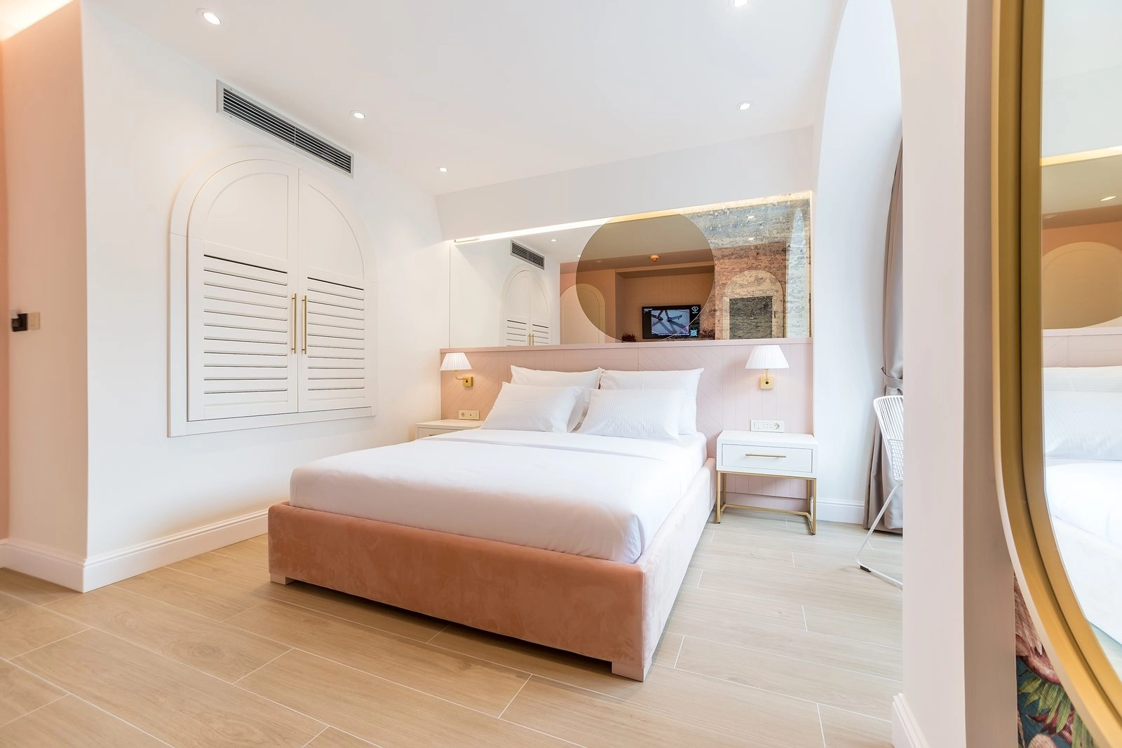 Hotel-sa-4-zvjezdice-u-centru-Budve-9 Hotel 317 m² – Centar, Budva — fotografija 10