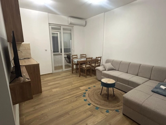 Dvosoban stan 68 m² – Centar, Podgorica — fotografija 8