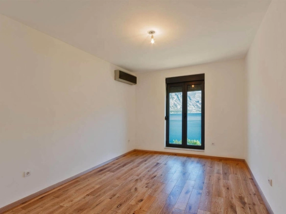 Dvosoban stan 94 m² – Kotor — fotografija 5