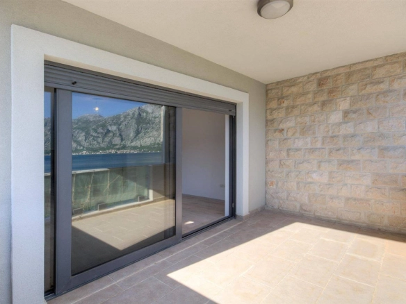 Dvosoban stan 94 m² – Kotor — fotografija 8