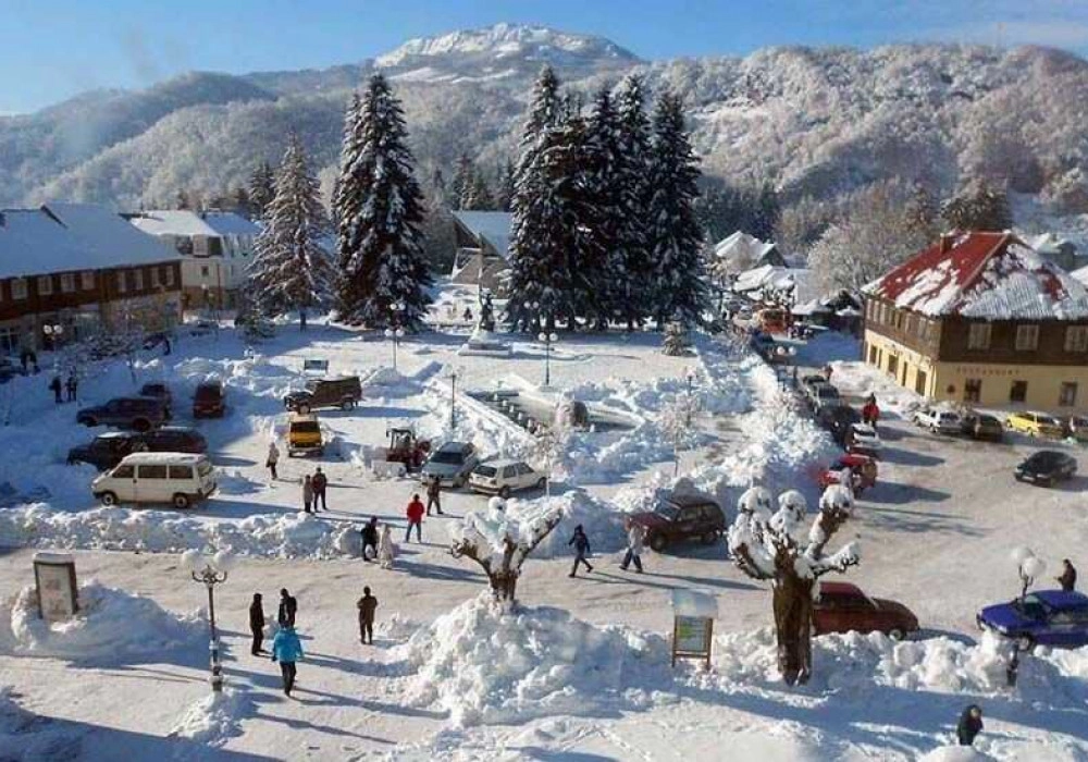 Nova-vila-u-skijaskom-kompleksu-Kolasin-13 Kuća 700 m² – Kolašin — fotografija 14