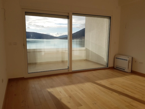 Dvosoban stan 66 m² – Gorica, Tivat — fotografija 4