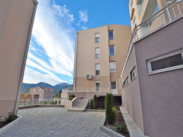 Dvosoban stan 66 m² – Gorica, Tivat — fotografija 8