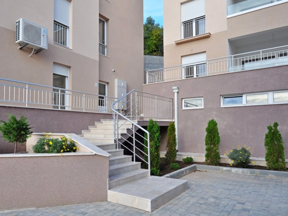 Dvosoban stan 66 m² – Gorica, Tivat — fotografija 13