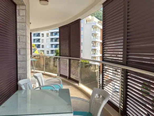Dvosoban stan 88 m² – Bečići, Budva — fotografija 2