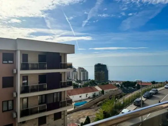 Dvosoban stan 88 m² – Bečići, Budva — fotografija 3
