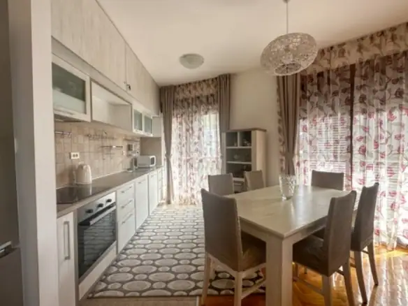 Dvosoban stan 88 m² – Bečići, Budva — fotografija 5
