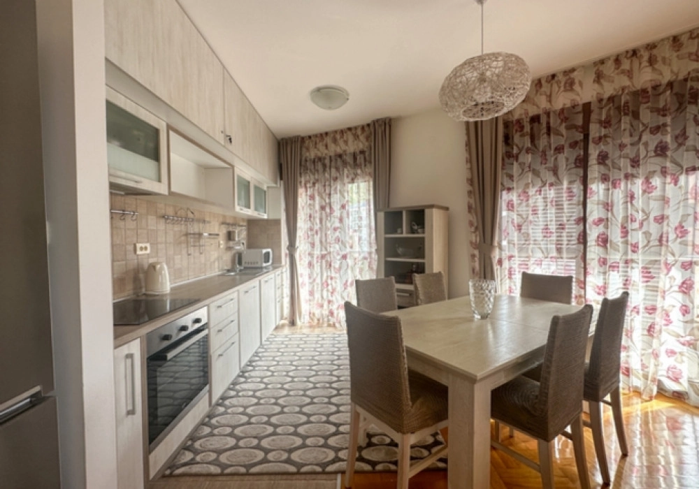 Dvosoban-stan-u-Becicima-Budva-4 Dvosoban stan 88 m² – Bečići, Budva — fotografija 5